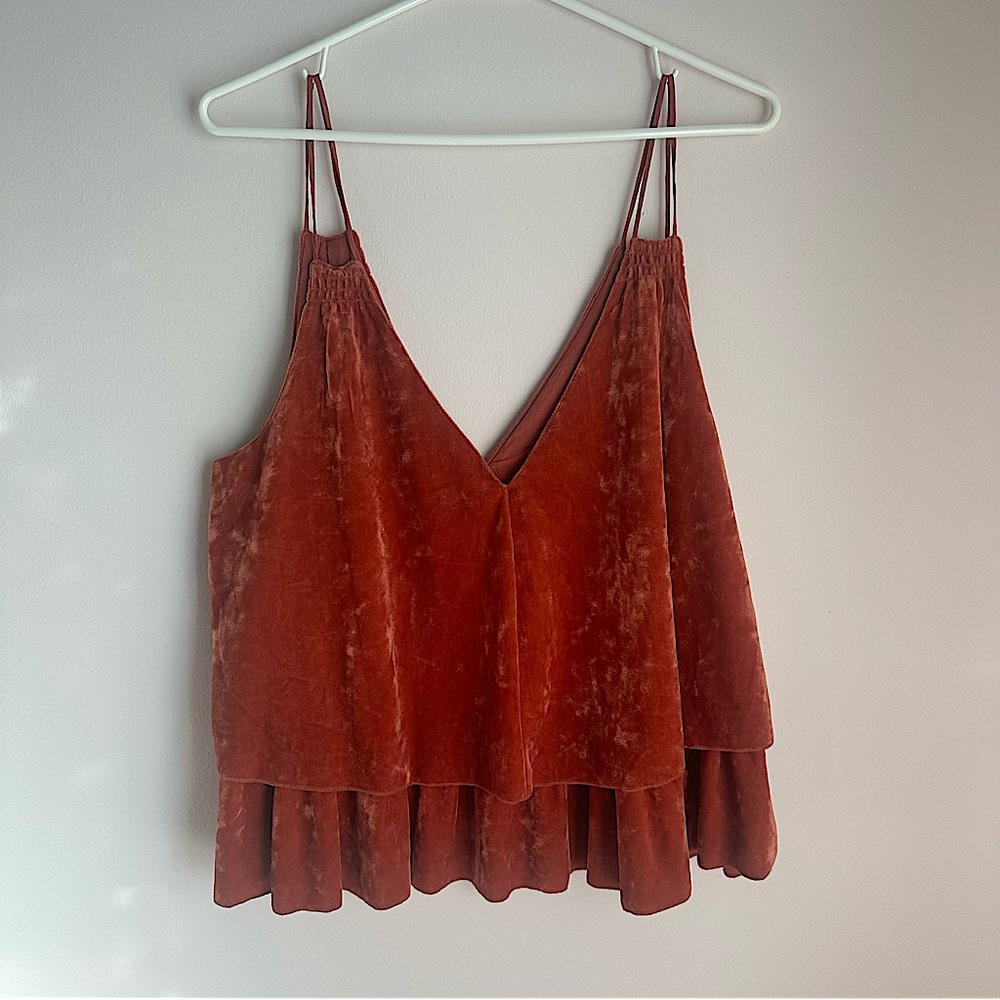 Aerie Crushed Velvet Salmon Color Tiered Tank Top Size Large